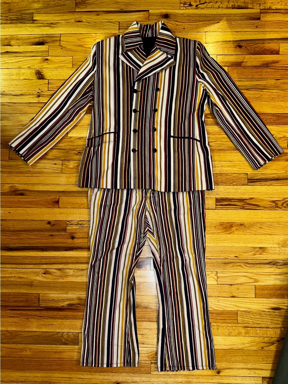“Madcap England” Double Breasted Corduroy Striped 1960’s Mod Suit. Size 44R.